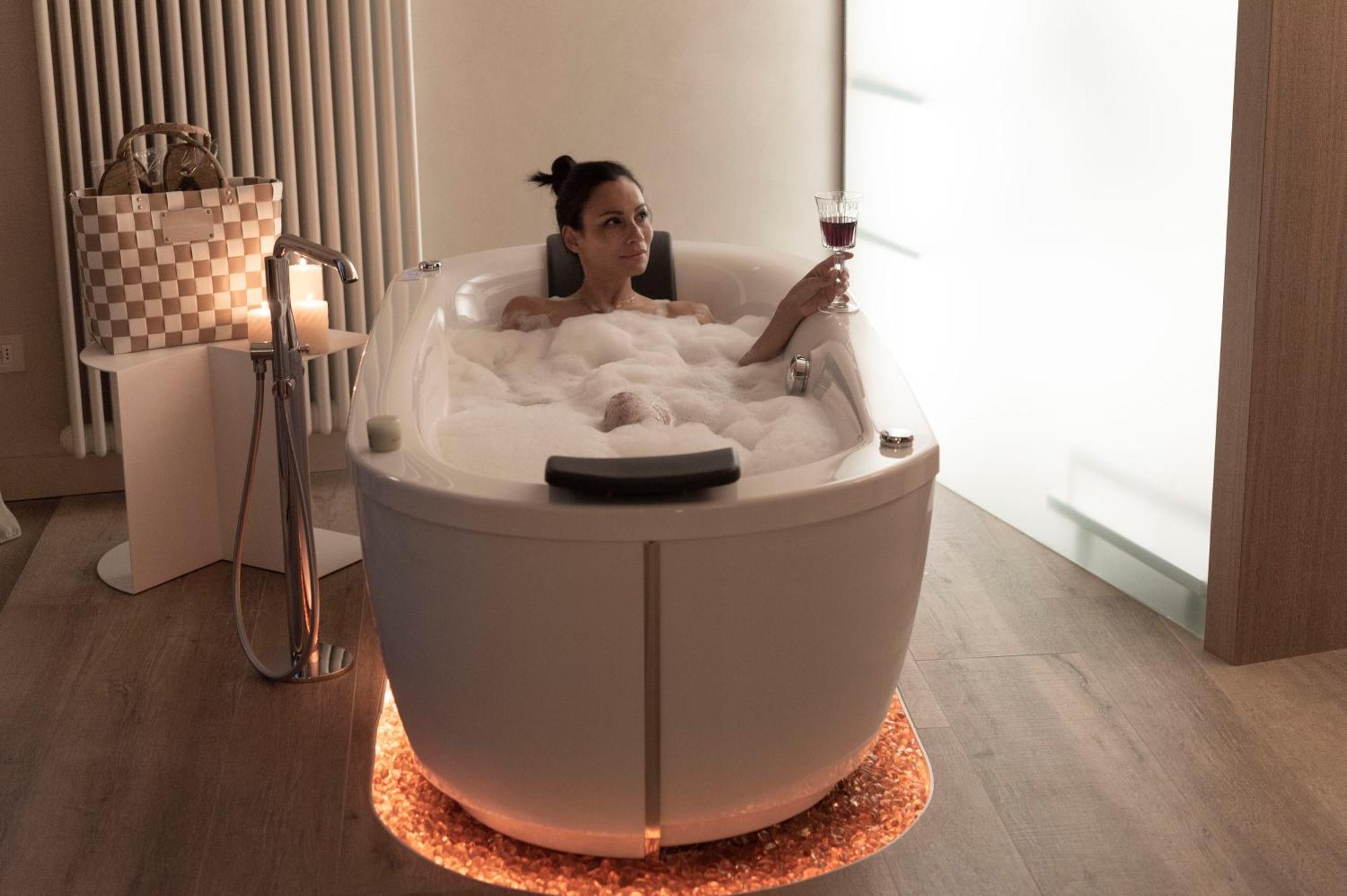 San Colombano Suites Bardolino Ngoại thất bức ảnh