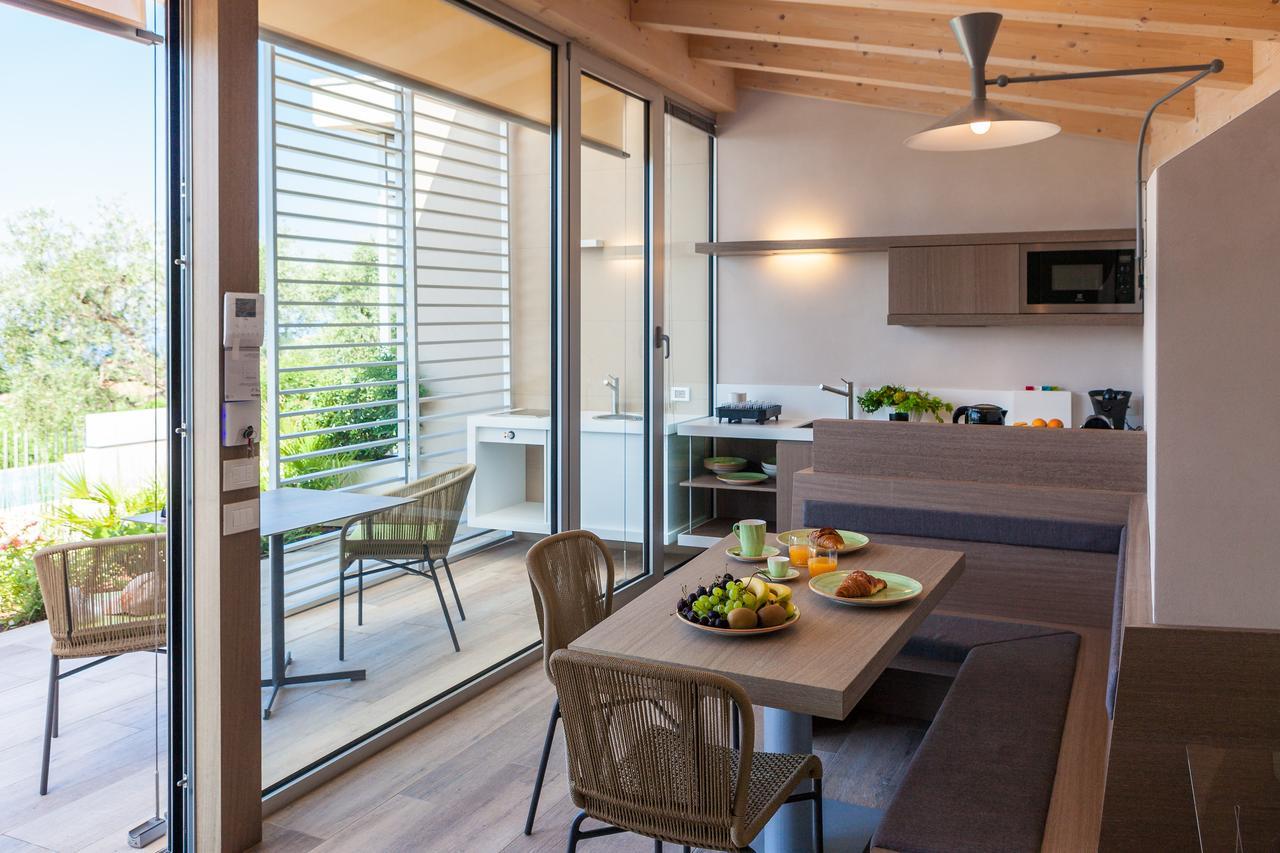 San Colombano Suites Bardolino Ngoại thất bức ảnh